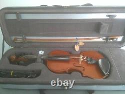 Antique 1/2 Size Violin in AMAZING condition with new handmade bow and case