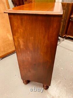 Antique Victorian 19th Century Figured Mahogany Chest Of Drawers Bow Fronted