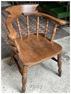 Antique Windsor Captain's Chair Bow Backed Chair Farmhouse Chair C. 1890s in VGC