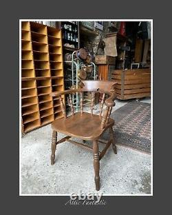 Antique Windsor Captain's Chair Bow Backed Chair Farmhouse Chair C. 1890s in VGC