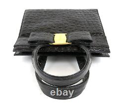 Auth Ferragamo Made in Italy Vara Ribbon Bow Black Embossed Leather Hand Bag