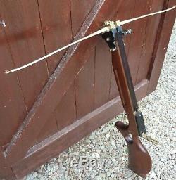 Border target bow hand made in Scotland in mint condition and incredibly rare