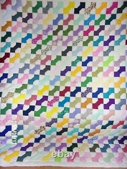 Cream & Multi-colored Full Size Bow Tie Quilt measures 80x97 inches