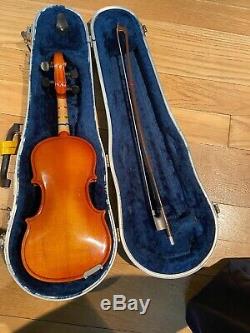 Erich Pfretzschner 1/8 Size Violin 1988 handmade copy withhard case and bow