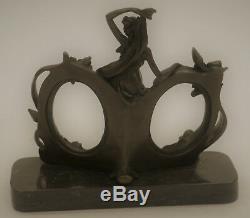 Hand Made Bronze Statue French Ormolu Picture Photo Frame Portrait Bow Lilly Art