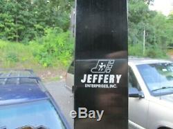 Jeffery Enterprise The Regal 48.0 Handmade Hybrid Compound Bow BEAR CASE ARROWS