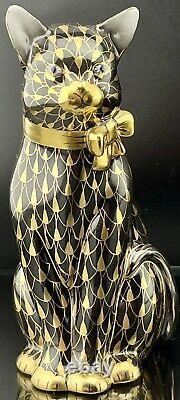 MINT HEREND Full Size Kitty Cat with Bow Black & 24k Gold Fishnet Figurine