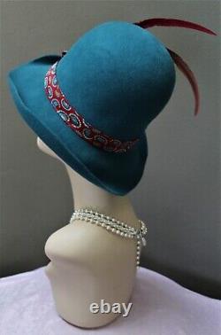 New hand made women's High Crown Felt hat by Alexander &Hallatt in Peacock Green