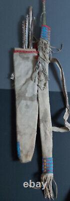 SIOUX QUIVER in BISON SKIN with BOW and ARROWS / PERIOD 1880