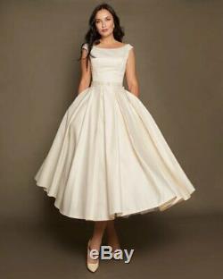 Short Wedding Dress Size 4 6 8 by VehovaDresses Tea Length Wedding Dress Ivory