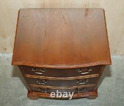 Stunning Pair Of Bow Fronted Burr Yew Wood Side Table Sized Chest Of Drawers