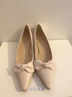 Unutzer Powder Pink Pointed Toe Court Shoe With Pretty Bow Detail. Handmade