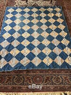 Vintage Handmade Bow Tie Pattern Quilt 1899 Midwest USA