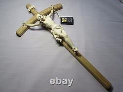 Wall Crucifix Bowed Cross All Natural Wood Hand Carved Made in Italy