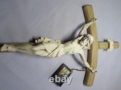 Wall Crucifix Bowed Cross All Natural Wood Hand Carved Made in Italy