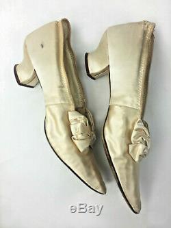 Wedding shoes vintage Cammeyer satin and leather sole handmade w bows