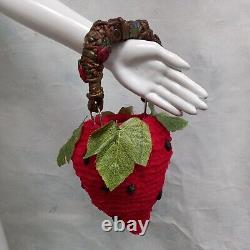 Woman bag original accessories shoulder strap hand handle red strawberry crochet