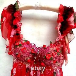 Woman clothing summer couture dress red flowers embroidered elegant macrame rose