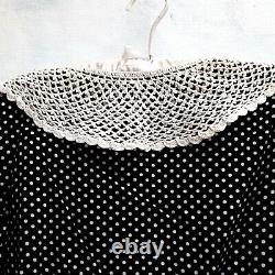 Woman clothing summer couture skirt shirt black white polka dot pin-up college 1