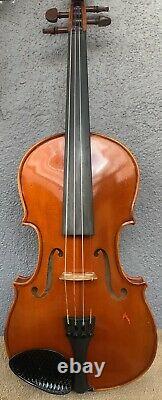 Yamaha v-5 Violin, 4/4 Outfit